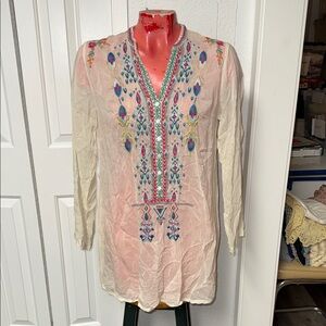 Johnny Was Embroidered top shirt blouse